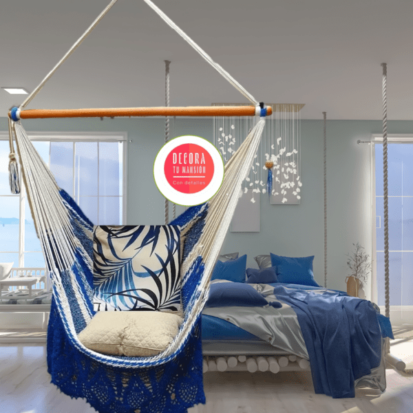 Silla colgante azul con blanco matizado